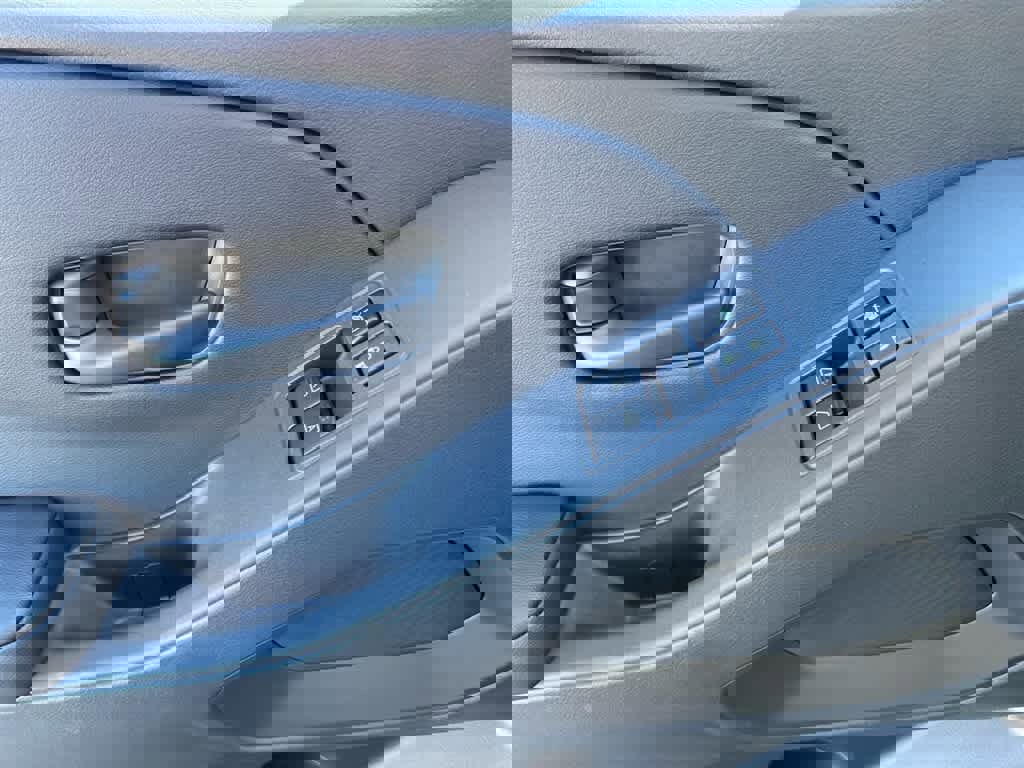 New 2026 Nissan Frontier S image 11