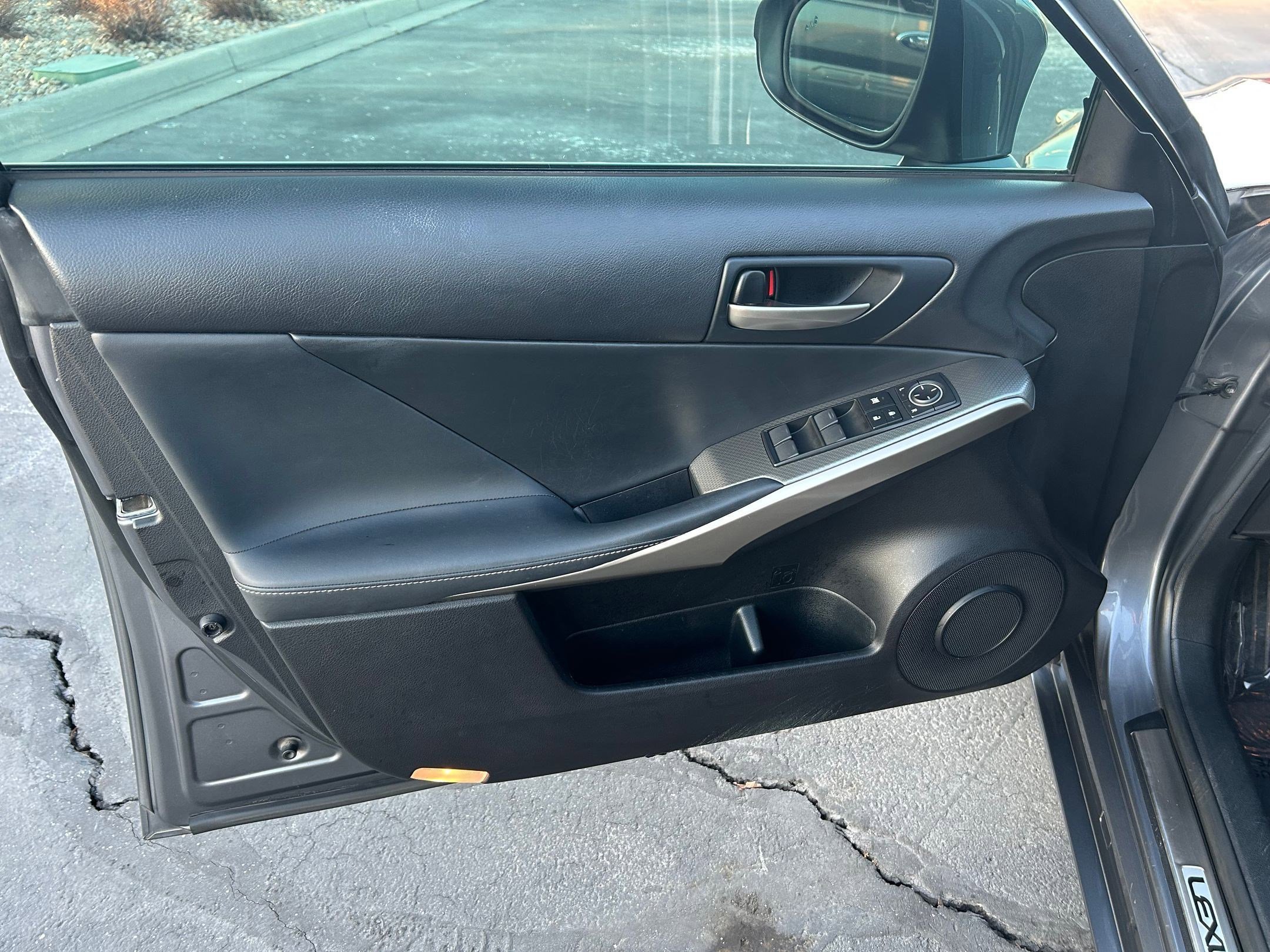 Used 2017 Lexus IS 350 F Sport w/ F Sport Package image 9