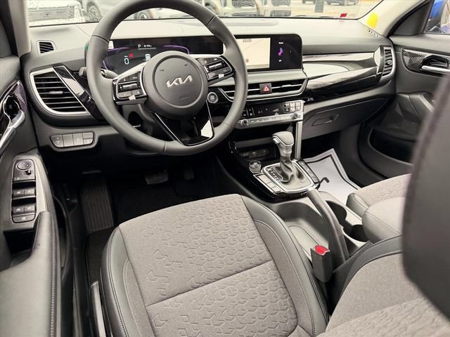 New 2026 Kia Seltos S AWD/4WD image 5