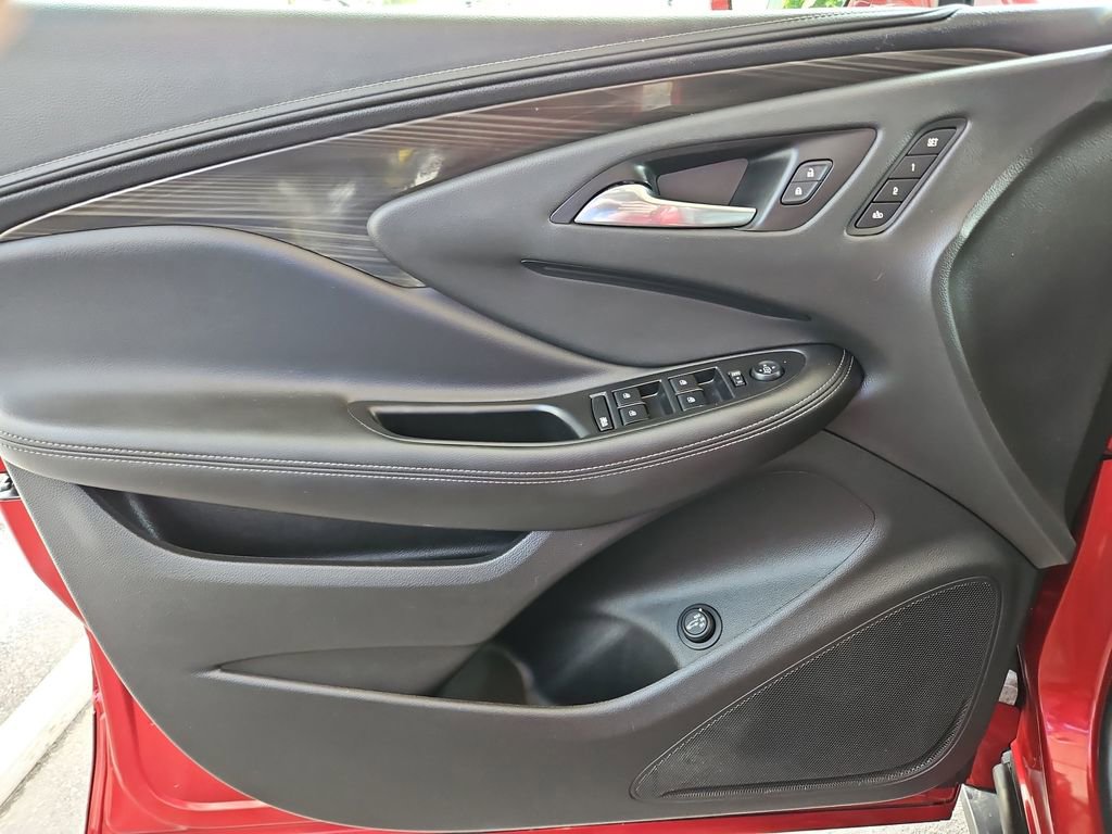 Used 2019 Buick Envision Essence AWD/4WD image 27