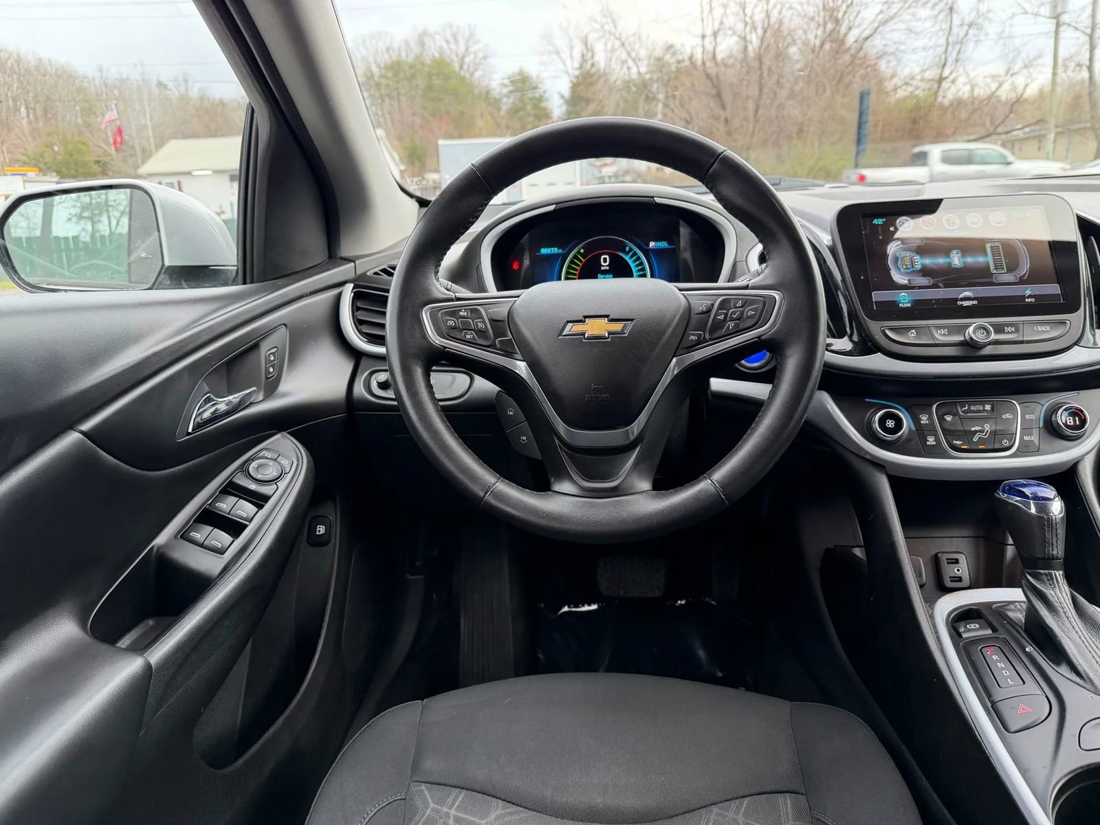 Used 2016 Chevrolet Volt LT FWD image 29