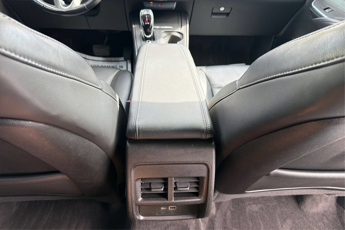 Used 2020 Cadillac XT4 Premium Luxury FWD image 20
