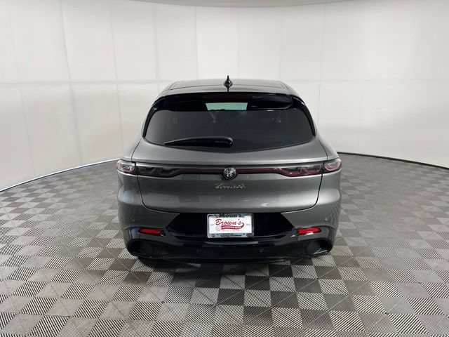 Used 2026 Alfa Romeo Tonale AWD/4WD image 6