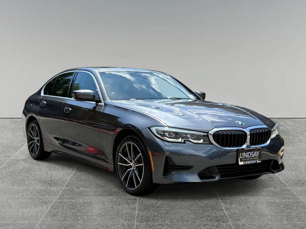 Used 2022 BMW 330i xDrive Sedan w/ Premium Package 2 AWD/4WD image 9