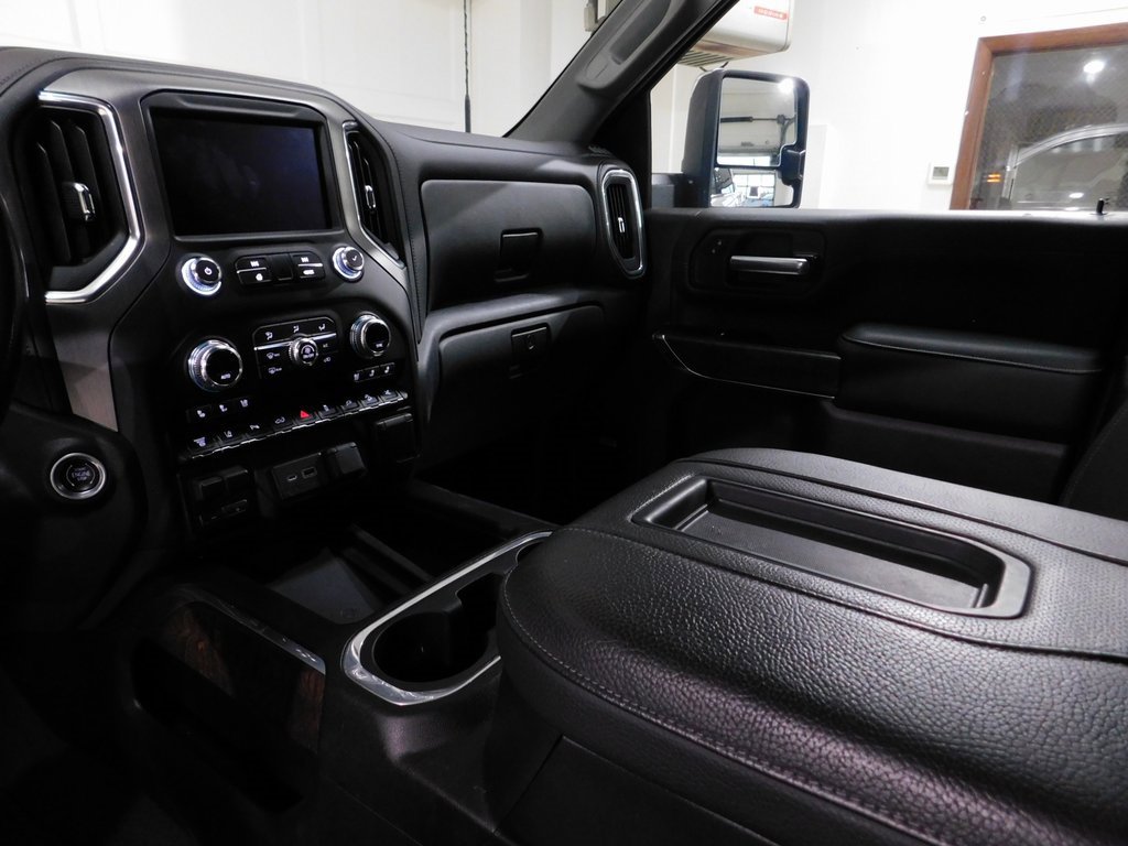 Used 2022 GMC Sierra 3500 Denali w/ Technology Package image 60