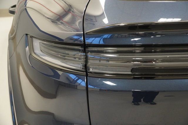 New 2026 Porsche Cayenne Turbo image 6