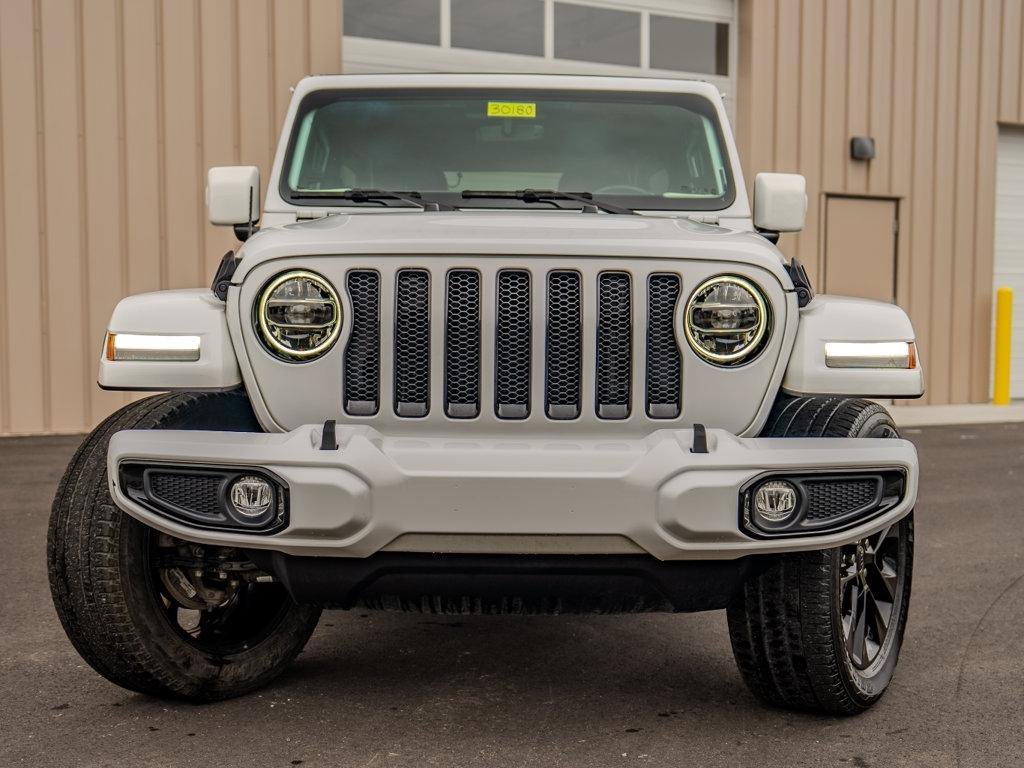 Used 2022 Jeep Wrangler Unlimited Sahara AWD/4WD image 7
