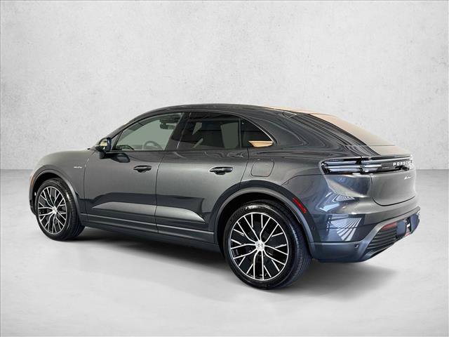 New 2026 Porsche Macan 4 Electric AWD/4WD image 3