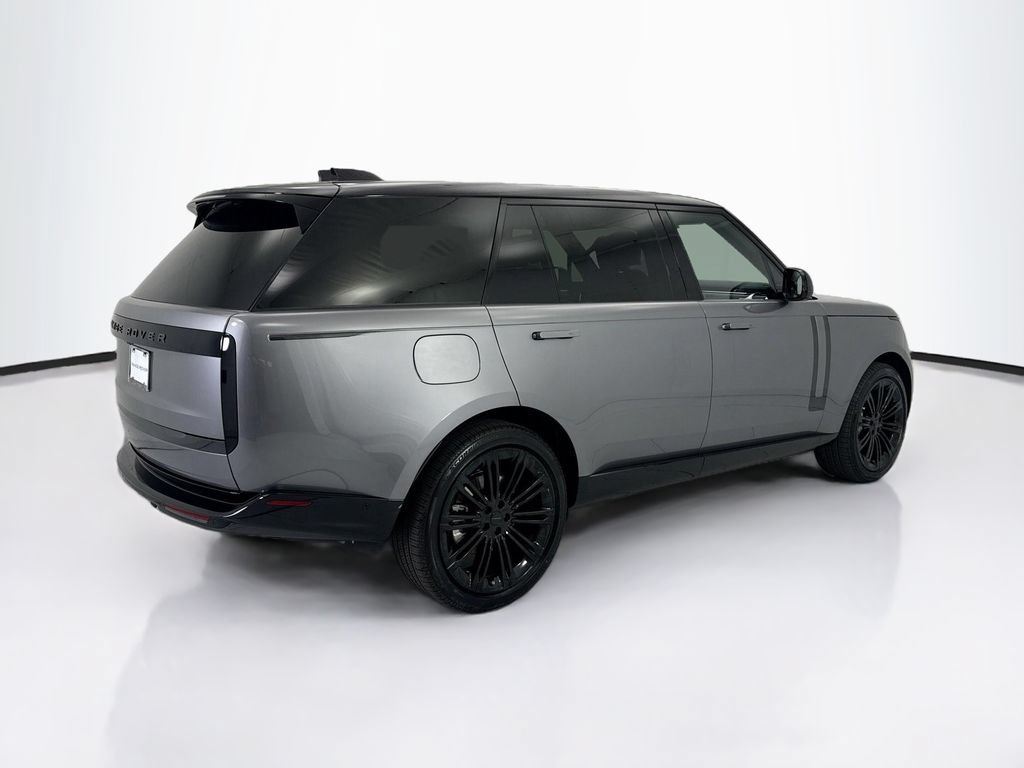 New 2026 Land Rover Range Rover Long Wheelbase SE AWD/4WD image 5