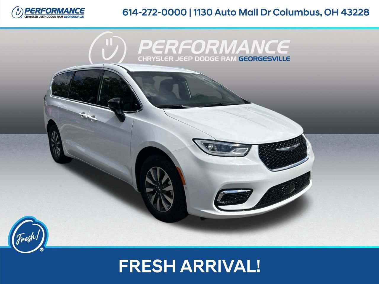 Used 2026 Chrysler Pacifica Select