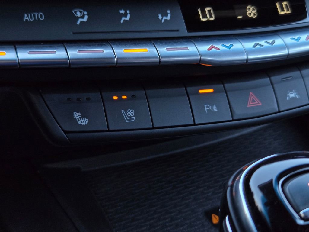 Certified 2024 Cadillac CT4 Premium Luxury w/ LPO, ONYX Package image 21