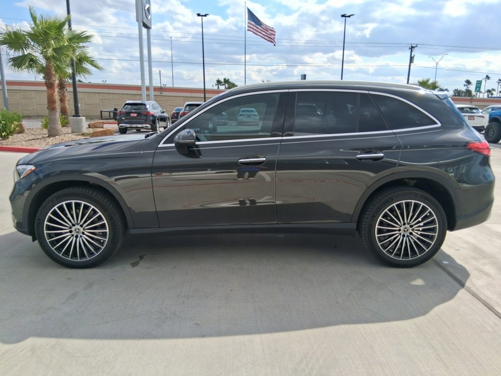 Used 2026 Mercedes-Benz GLC 300 image 5