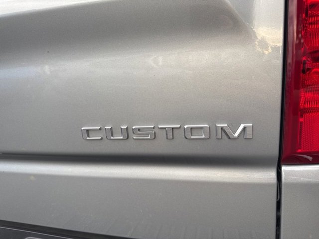Used 2024 Chevrolet Silverado 1500 Custom image 11