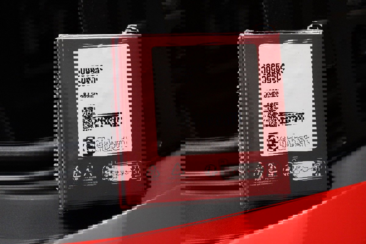 Used 2025 Ferrari 296 GTS image 99