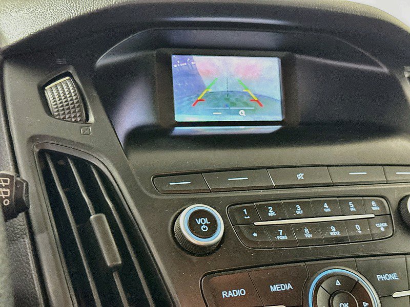 Used 2018 Ford Focus SE FWD image 15