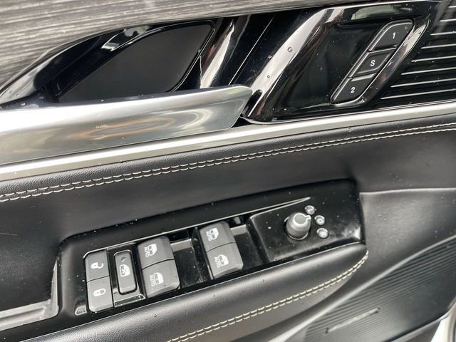 Used 2022 Jeep Wagoneer Series II w/ Convenience Group I AWD/4WD image 13