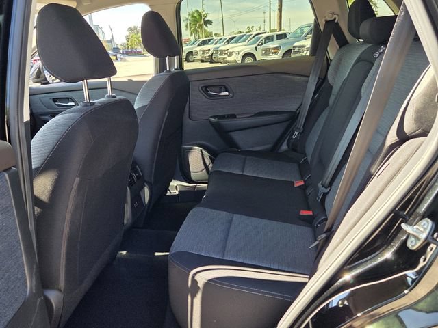 Used 2023 Nissan Rogue SV FWD image 13