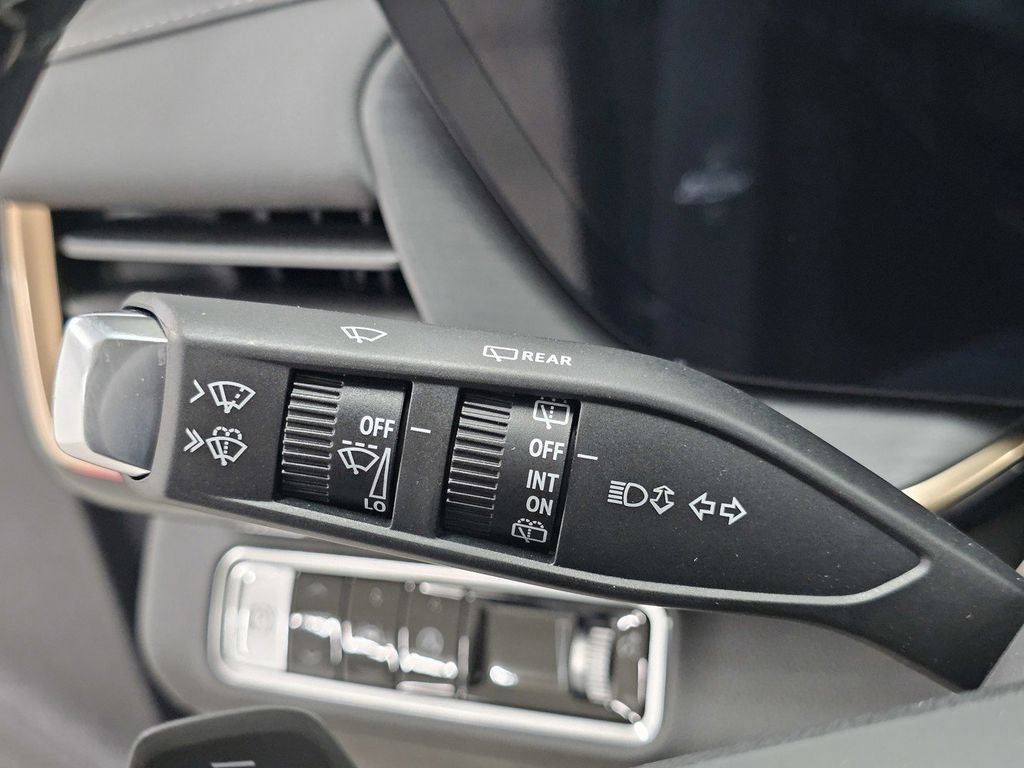New 2026 Buick Envision Avenir AWD/4WD image 32
