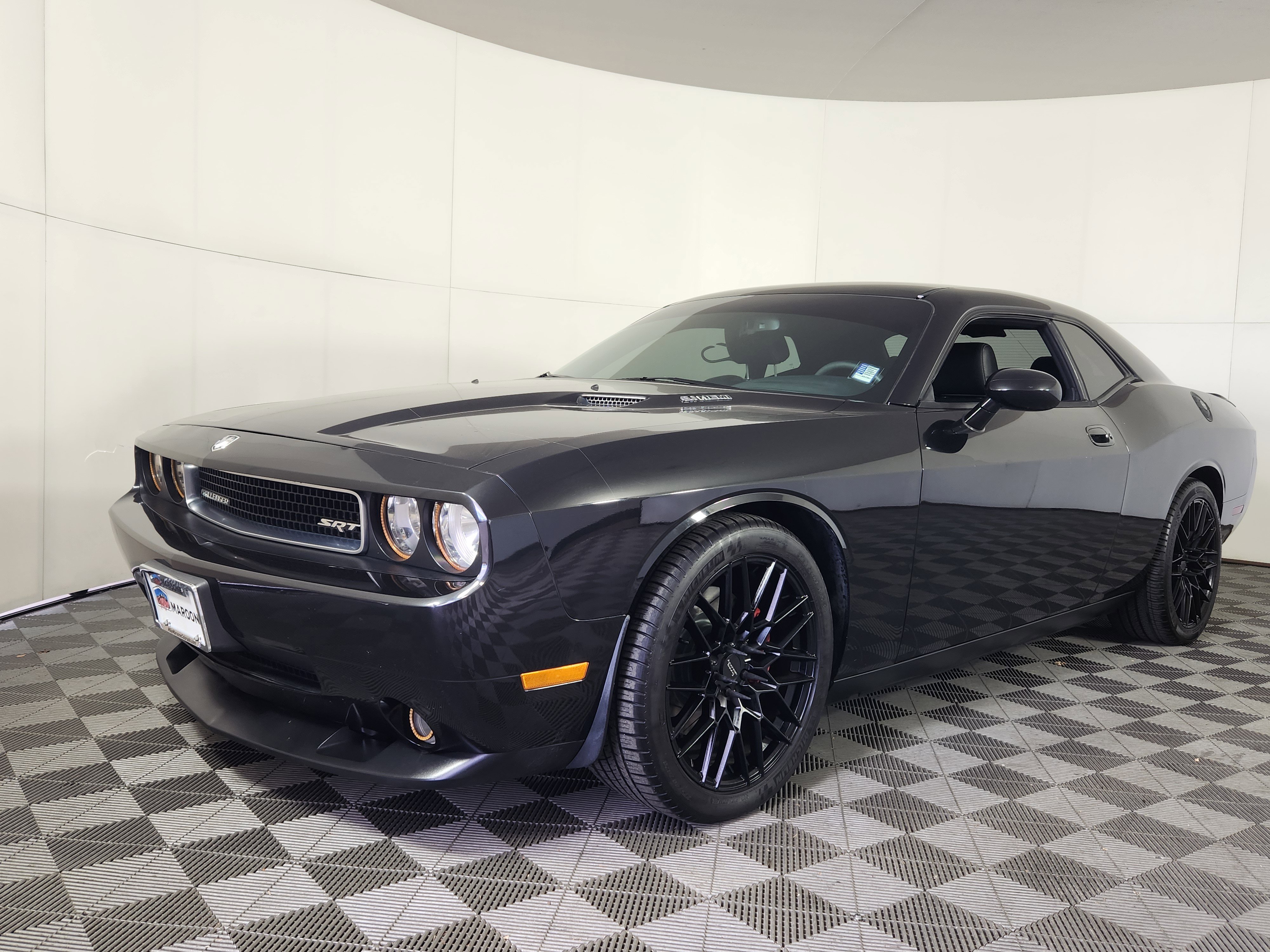 Used 2009 Dodge Challenger SRT8 w/ SRT Option Group II image 3