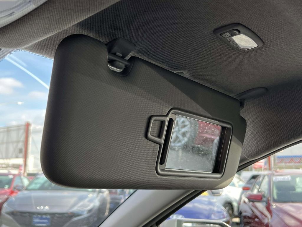 Used 2024 Hyundai Elantra SEL w/ Convenience Package image 40