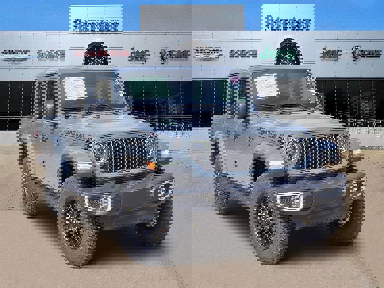 New 2026 Jeep Gladiator Sport