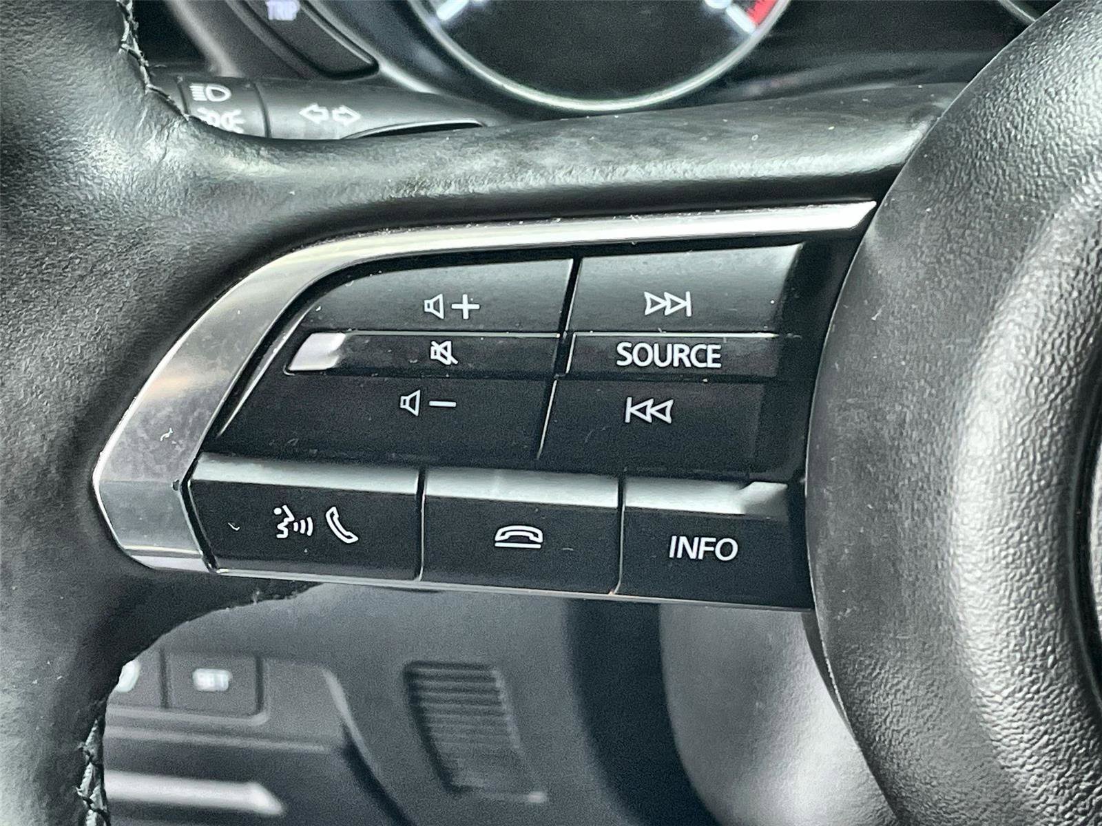 Used 2024 MAZDA CX-30 AWD 2.5 S w/ Premium Package image 16