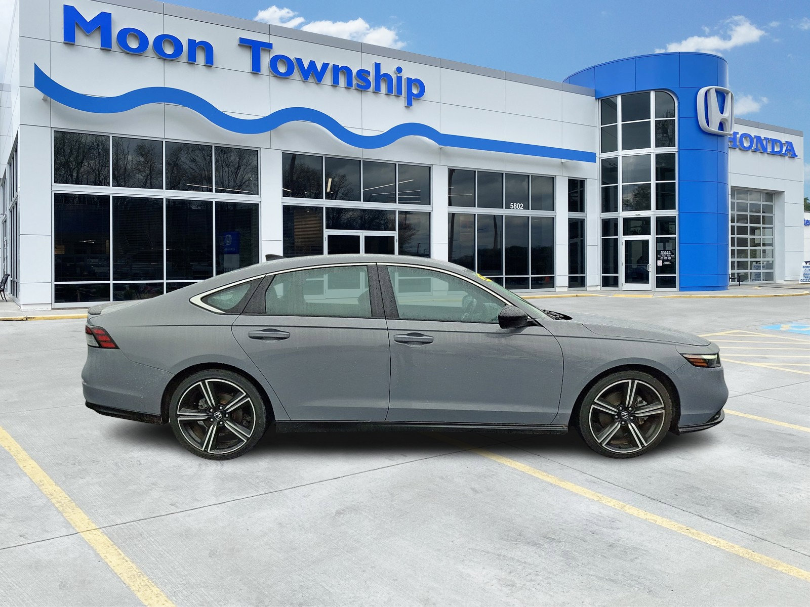 Used 2023 Honda Accord Sport image 7