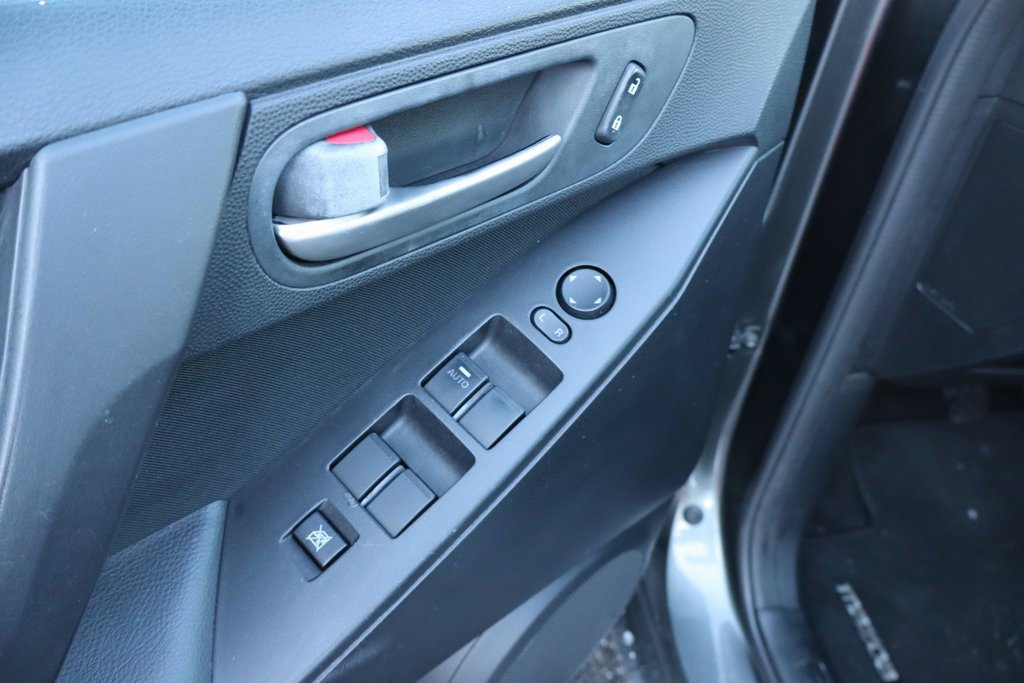 Used 2012 MAZDA MAZDA3 i Touring image 5