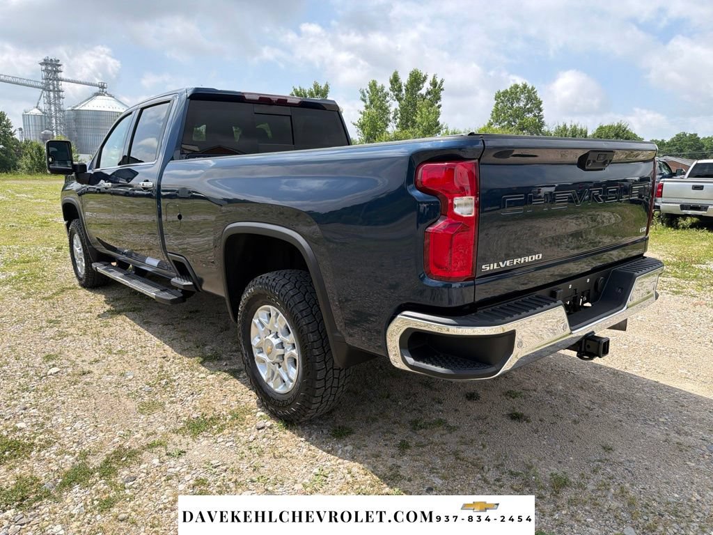 Used 2022 Chevrolet Silverado 3500 LTZ w/ LTZ Plus Package AWD/4WD image 3
