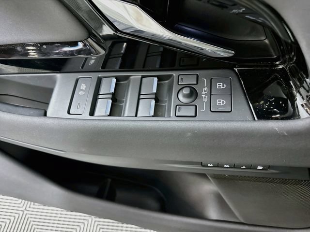 Used 2026 Land Rover Range Rover Evoque S AWD/4WD image 20