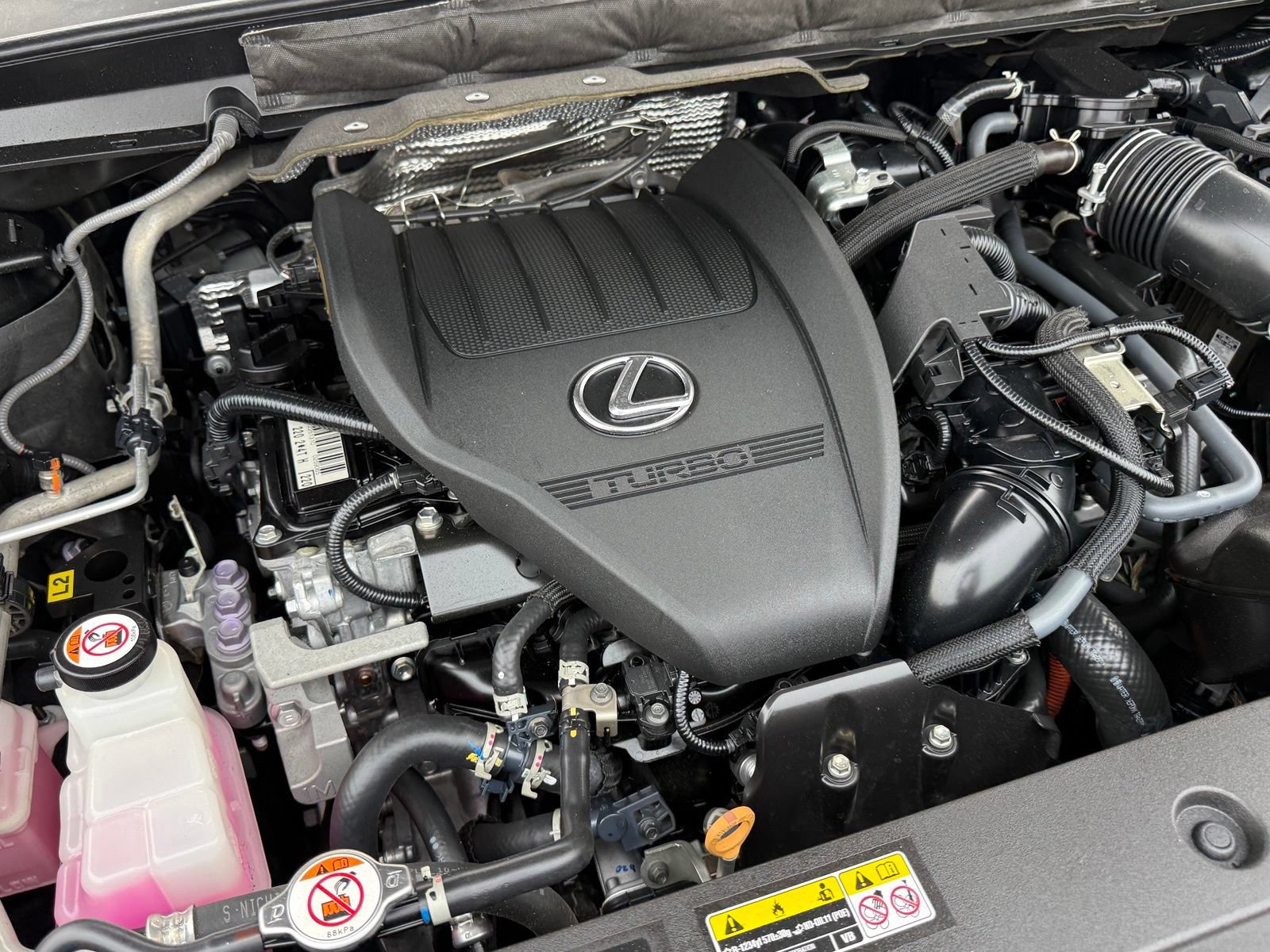 Used 2023 Lexus RX 500h F Sport w/ Accessory Package (Z1) AWD/4WD image 45