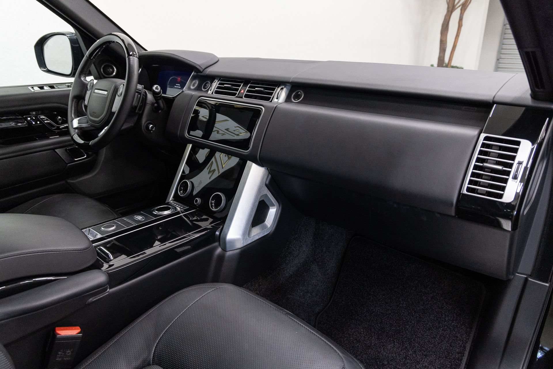 Used 2020 Land Rover Range Rover HSE AWD/4WD image 11