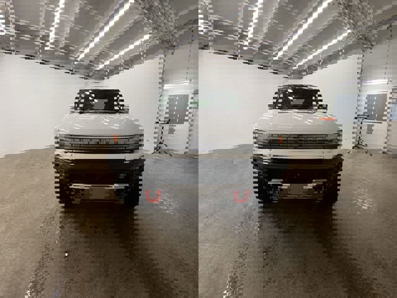 Used 2024 GMC Hummer EV 2X w/ Extreme Off-Road Package image 9