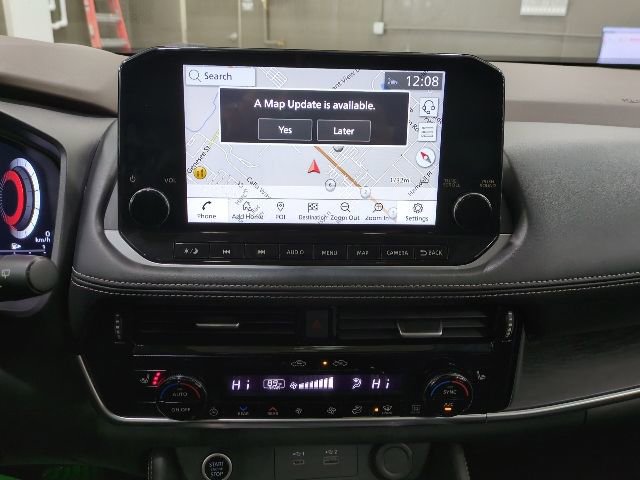 Used 2023 Nissan Rogue Platinum w/ Platinum Premium Package image 12