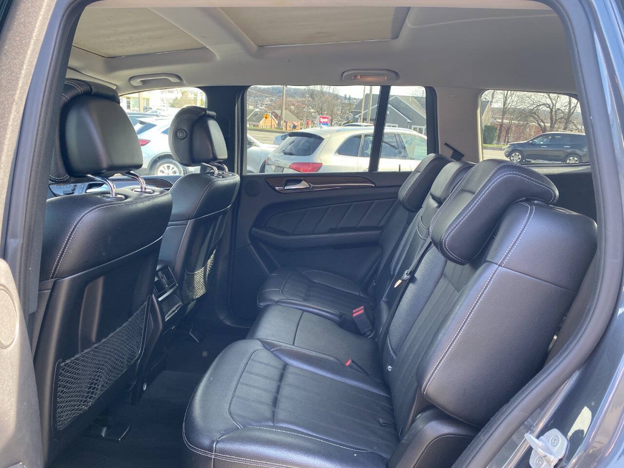 Used 2015 Mercedes-Benz GL 450 4MATIC image 22