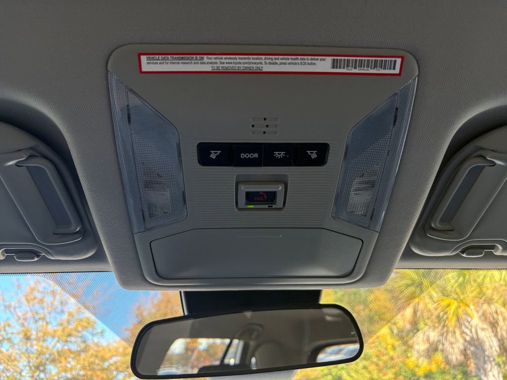 Used 2021 Toyota RAV4 XLE image 27