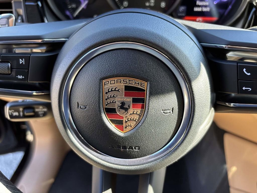 New 2026 Porsche Macan image 30