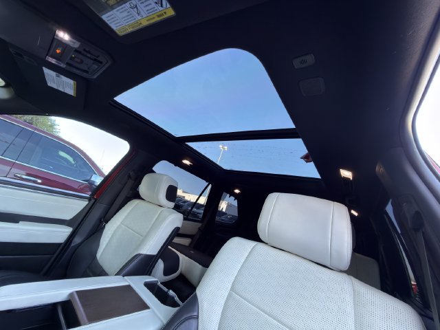 Used 2023 Toyota Sequoia Capstone AWD/4WD image 28