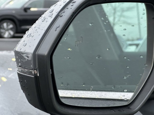 New 2026 Volkswagen Atlas SEL Premium R-Line image 11