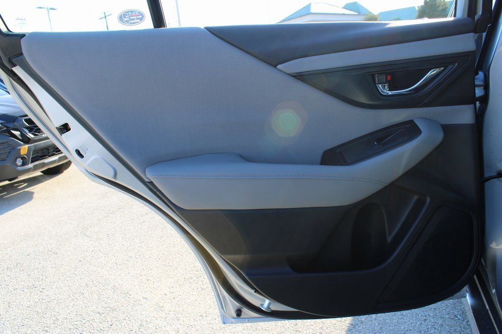 Used 2025 Subaru Legacy Premium image 17