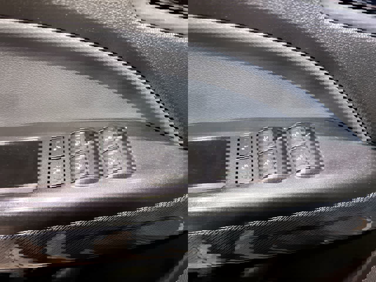 Used 2017 Chevrolet Colorado Z71 image 13