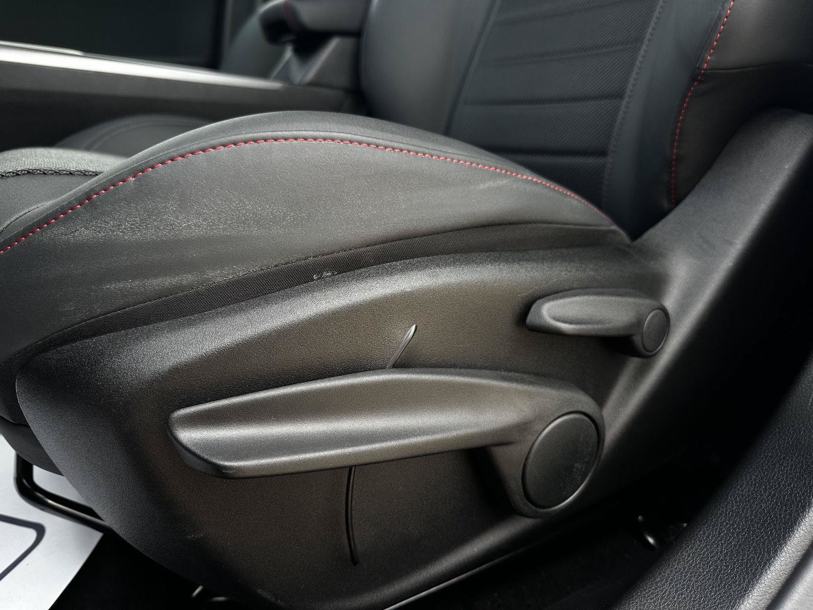Used 2023 Dodge Hornet GT w/ Tech Pack w/o Parking AWD/4WD image 9