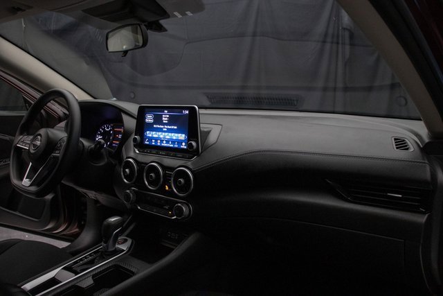 Used 2024 Nissan Sentra SV image 15