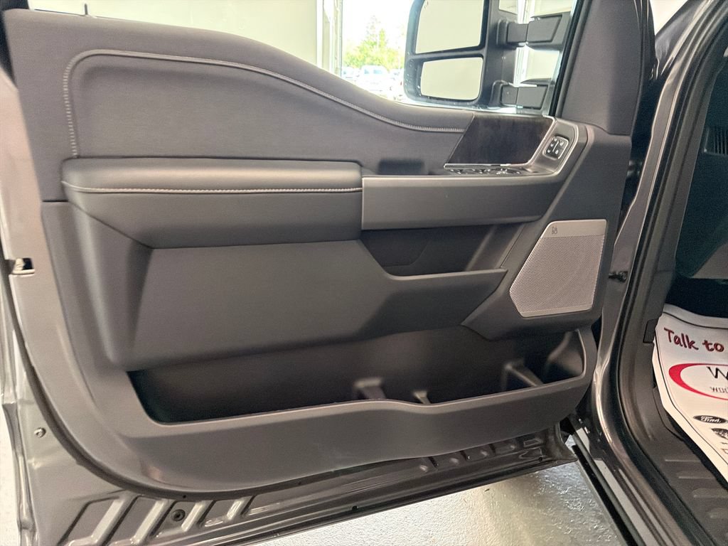 New 2027 Ford F250 Lariat AWD/4WD image 14
