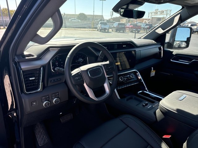 New 2025 GMC Sierra 3500 Denali w/ Denali Reserve Package image 6