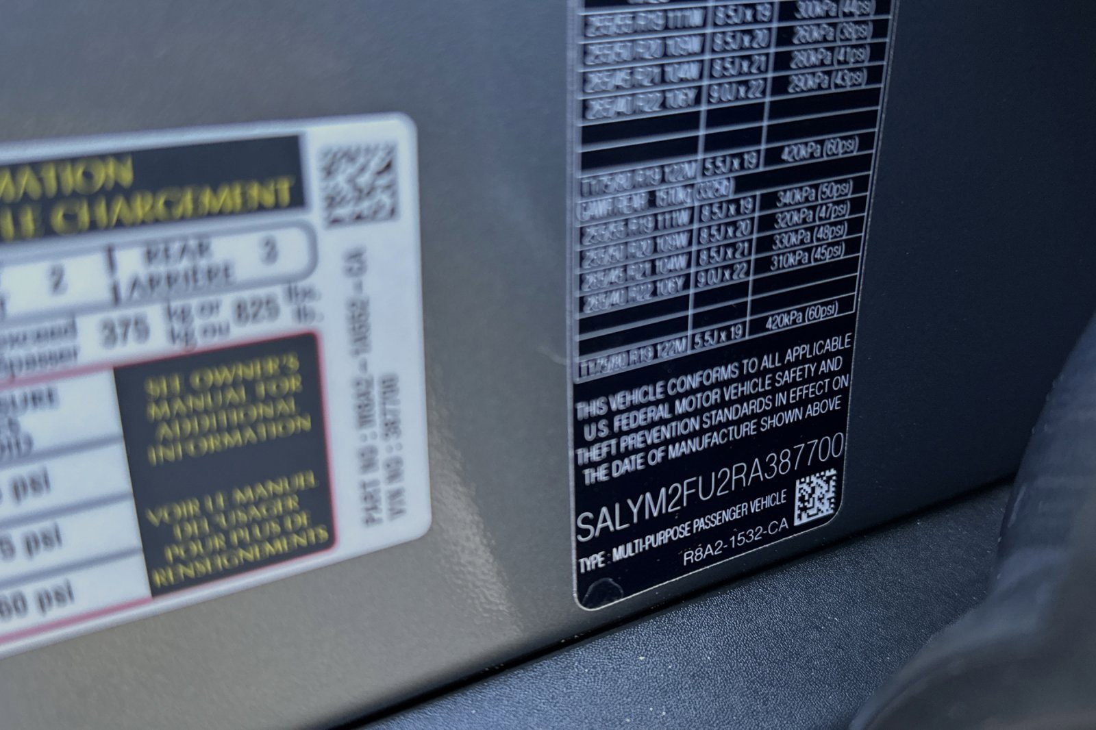 New 2024 Land Rover Range Rover Velar Dynamic HSE image 25