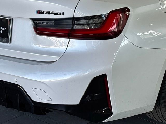 Used 2024 BMW M340i w/ Premium Package image 4