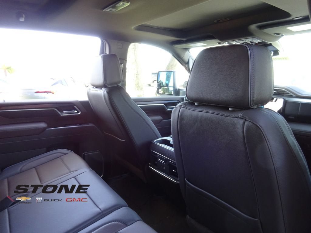 New 2026 GMC Sierra 3500 Denali w/ Technology Package AWD/4WD image 23