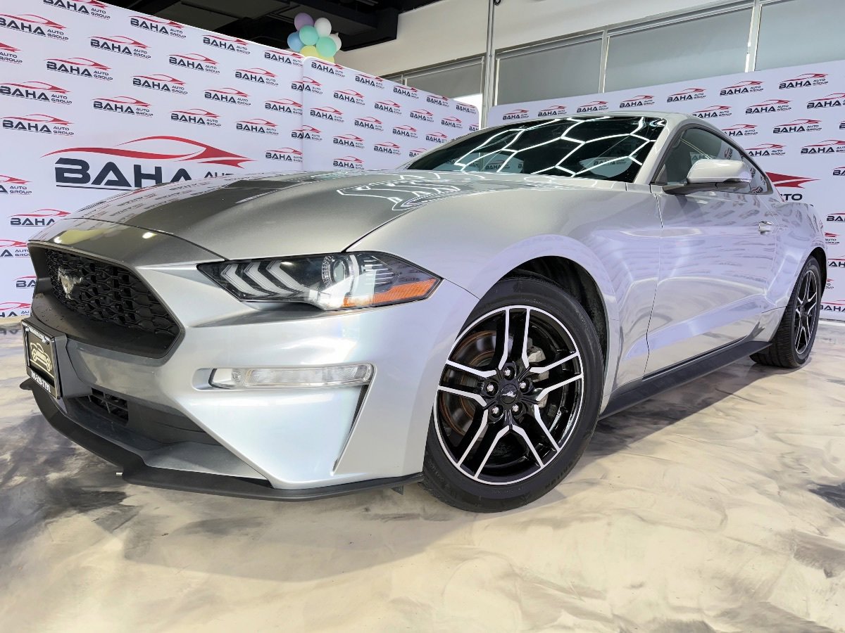 Used 2020 Ford Mustang Premium RWD image 2