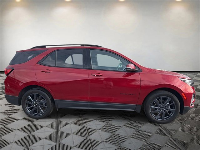 Used 2023 Chevrolet Equinox RS image 4